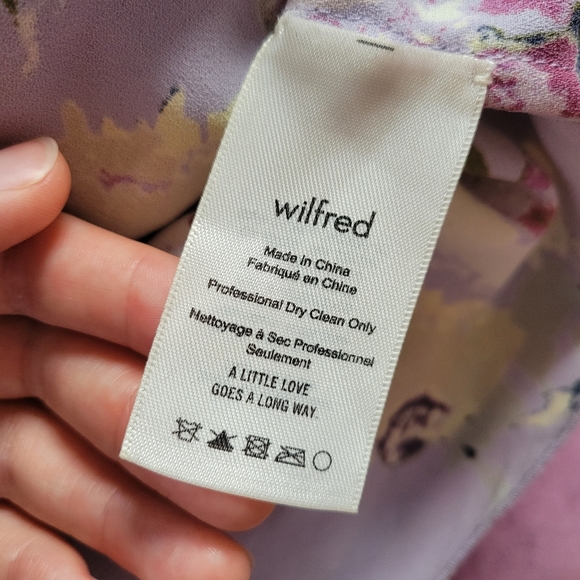 Aritzia Wilfred Promener off-shoulder Blouse - Lilac/Floral, Size Small - Picture 12 of 13